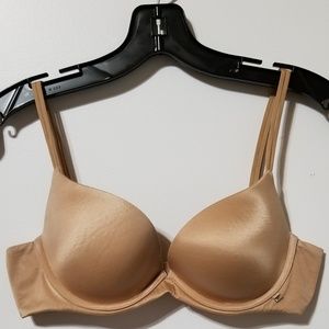 Lightly lined bra